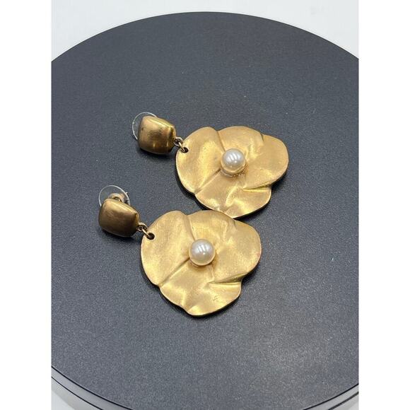 Kenneth Lane Gold Plated Sculpted Floral Pearl Center Dangle Earrings - Picture 8 of 12